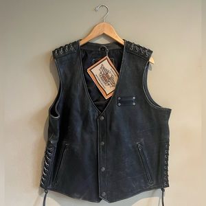 New With Tags Harley Davidson Black Leather Embroidered Motorcycle Vest XL